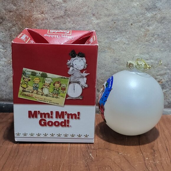 Campbells Soup Kids White Ball Ornament Collectors Edition 2004 - Picture 5 of 9